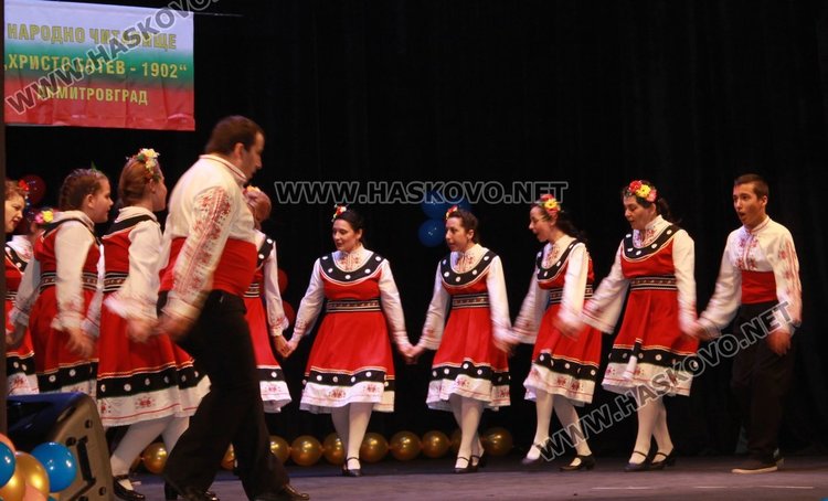 Близо 3 000 лв. за болните от муковисцидоза набраха танцьори в Димитровград