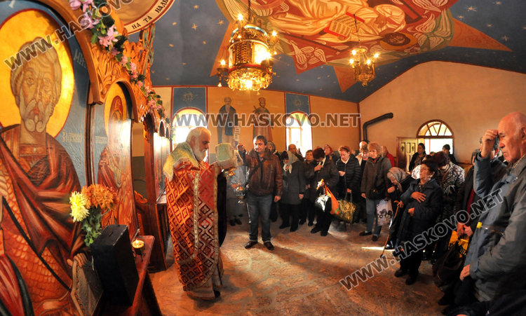 Подновиха строителството на най-големия манастирски комплекс в околията