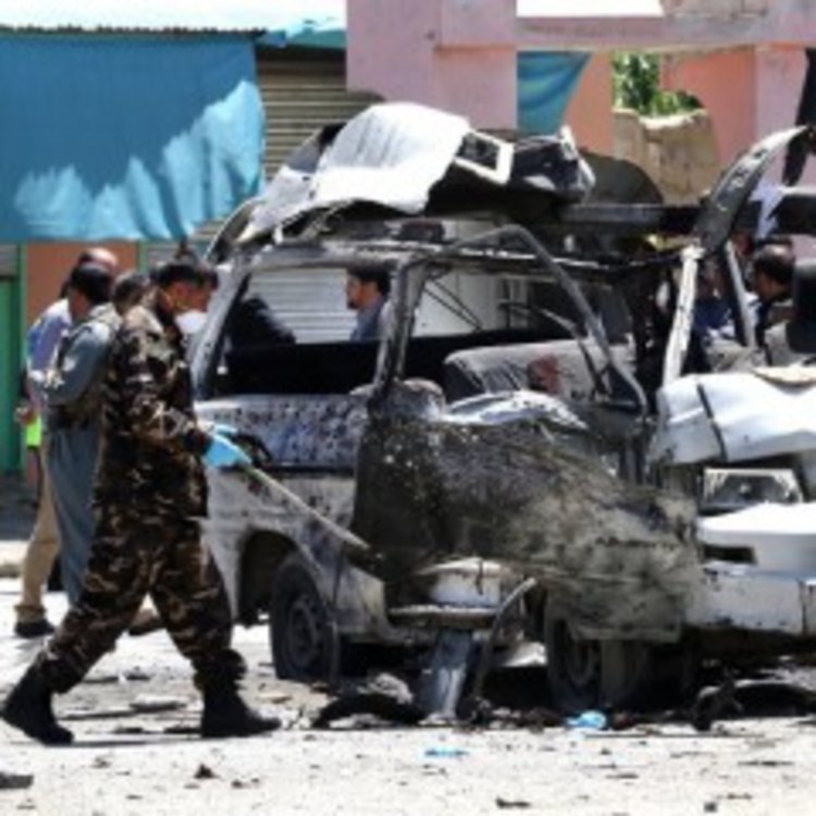 Атентат против германско консулство в Афганистан, има убити