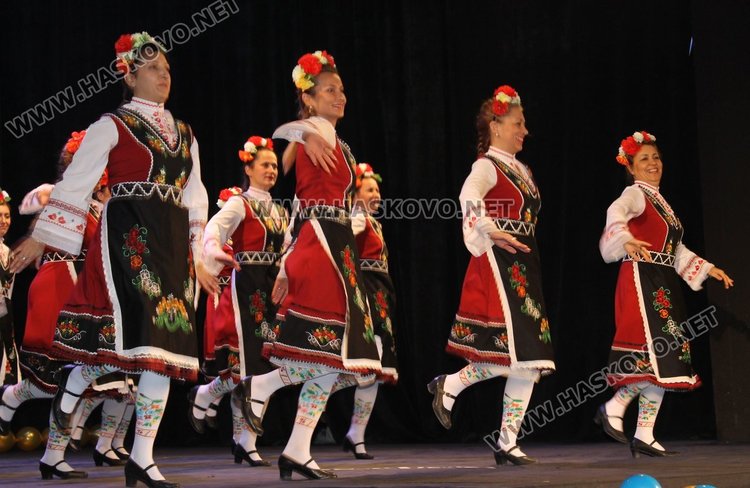 Близо 3 000 лв. за болните от муковисцидоза набраха танцьори в Димитровград