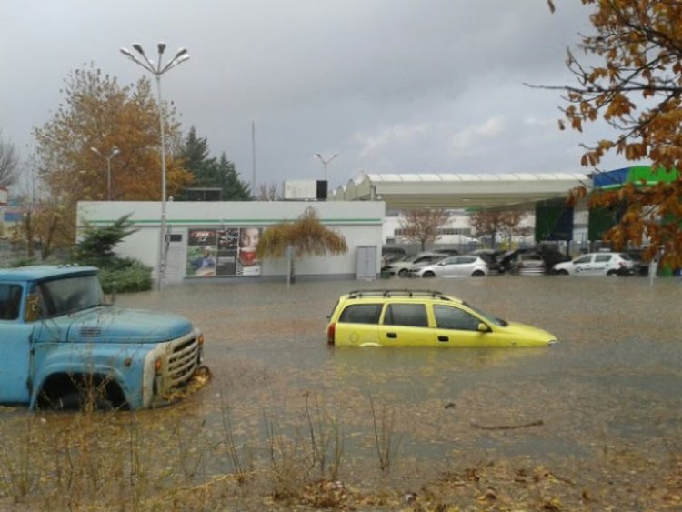 Оглеждат щетите от падналите поройни дъждове на 9 ноември