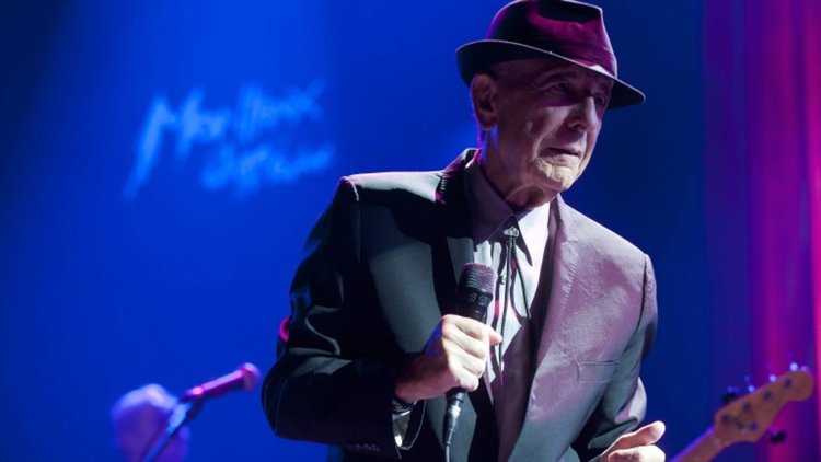 Ленард Коен е погребан в Монреал