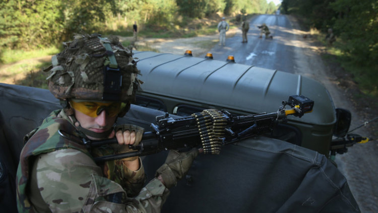 Великобритания иска повече пари за НАТО