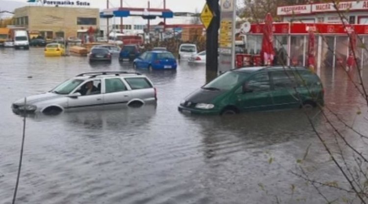 Оглеждат щетите от падналите поройни дъждове на 9 ноември
