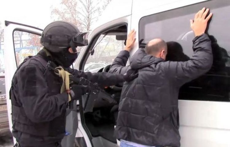 Руските служби разбиха терористична клетка, готвила атентати