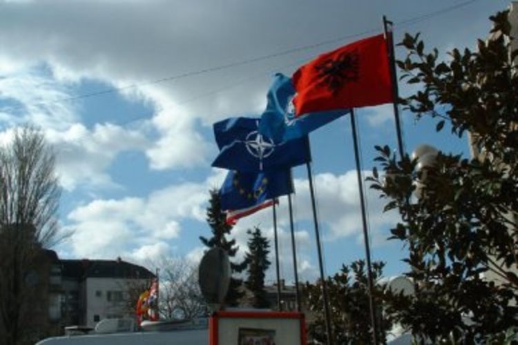 Предотвратен е атентат на мача Албания-Израел
