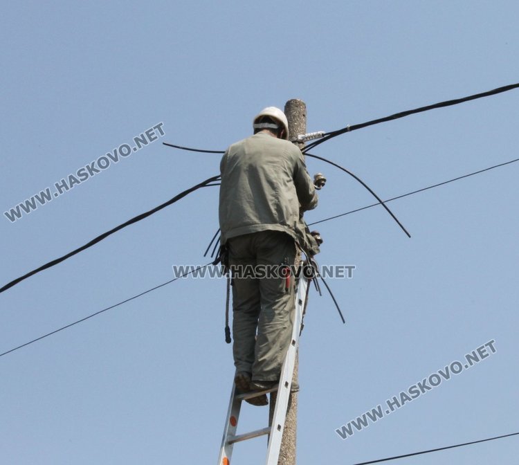 Четири димитровградски села без ток заради силния вятър