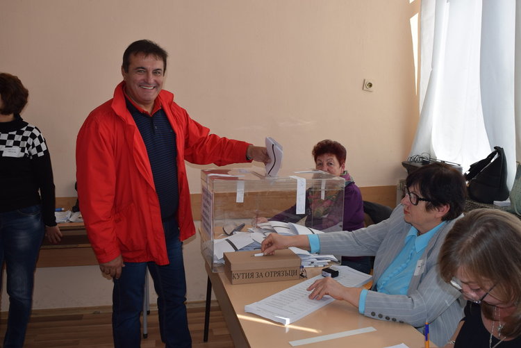 Милко Багдасаров