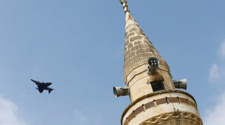 Турската армия може да наема "на час" бойни пилоти