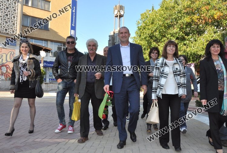 Ген. Румен Радев е петият български президент