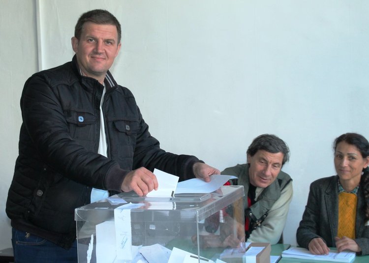 Станислав Дечев