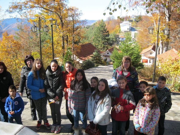 Деца "виждат" чудеса в часа по вероучение на Кръстова гора