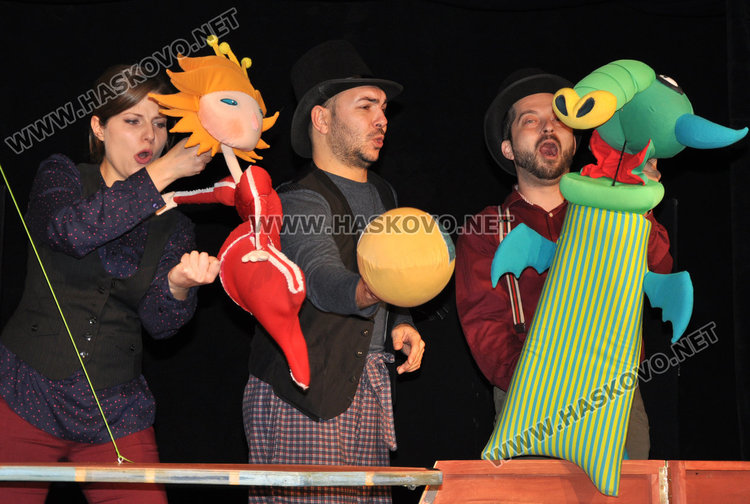 Една необикновена принцеса очаква децата в театъра този четвъртък