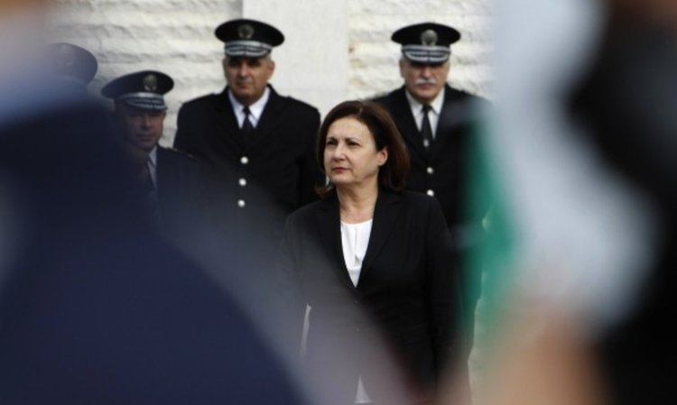 Бъчварова: Няма пари за по-високи полицейски заплати