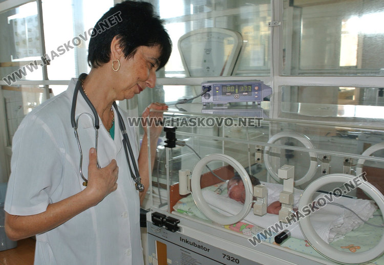 Д-р Надя Вачева