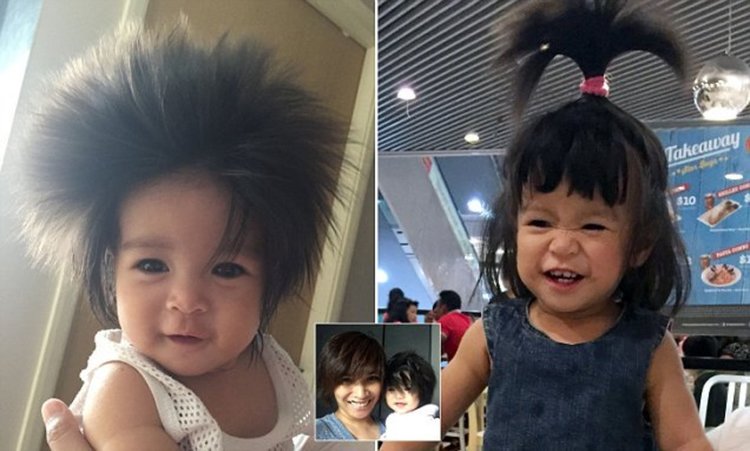 Бебе с прическа по рождение