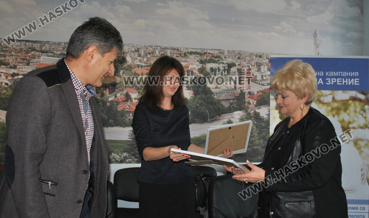 Юлия Андреева раздаде грамоти на участниците в кампанията