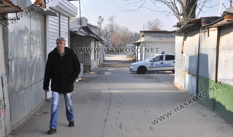 Неделен пазар почти затворен и в събота, акцията там продължава