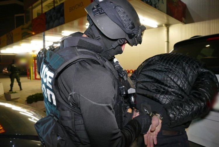 ГДБОП хвана незаконни оръжия за цял полигон