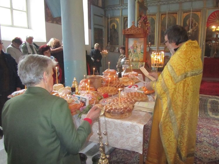 Храмов празник за 180- и път отбеляза църквата Въведение Богородично в Полк.  Серафимово