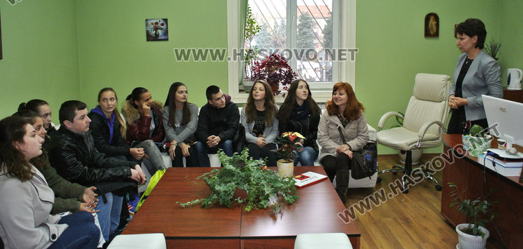 Шефката на Районния съд дава обяснения за работата си