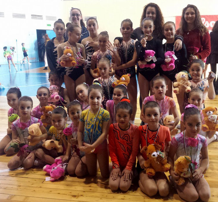24 деца от „Виолена“ с медали от Националния турнир по аеробика