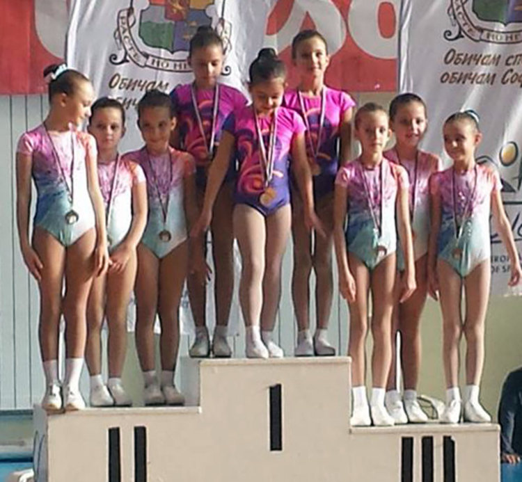 24 деца от „Виолена“ с медали от Националния турнир по аеробика
