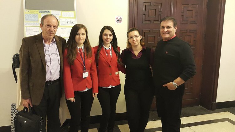 Математиците от „Славейков“ ни представиха в Ученическия институт към БАН