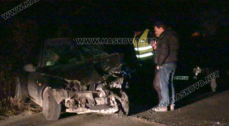 Жена пострада при челен удар по пътя за село Добрич