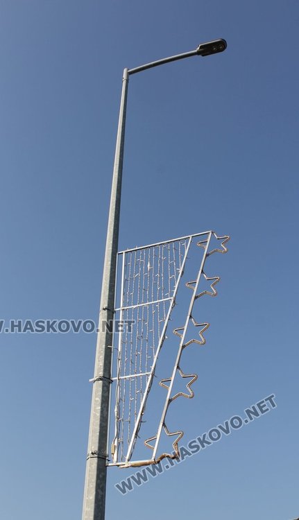 Монтираха  LED осветление по целия бул."Трети март"