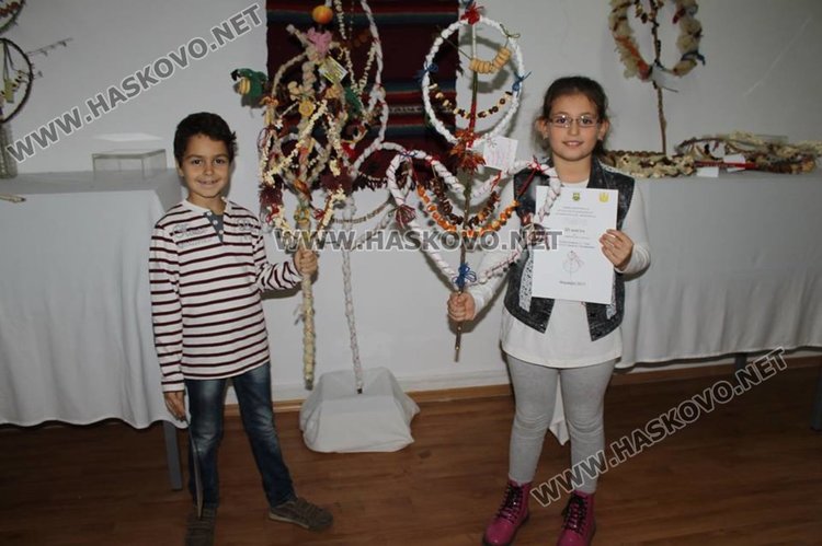 Конкурс за изработване на сурвачка обявиха