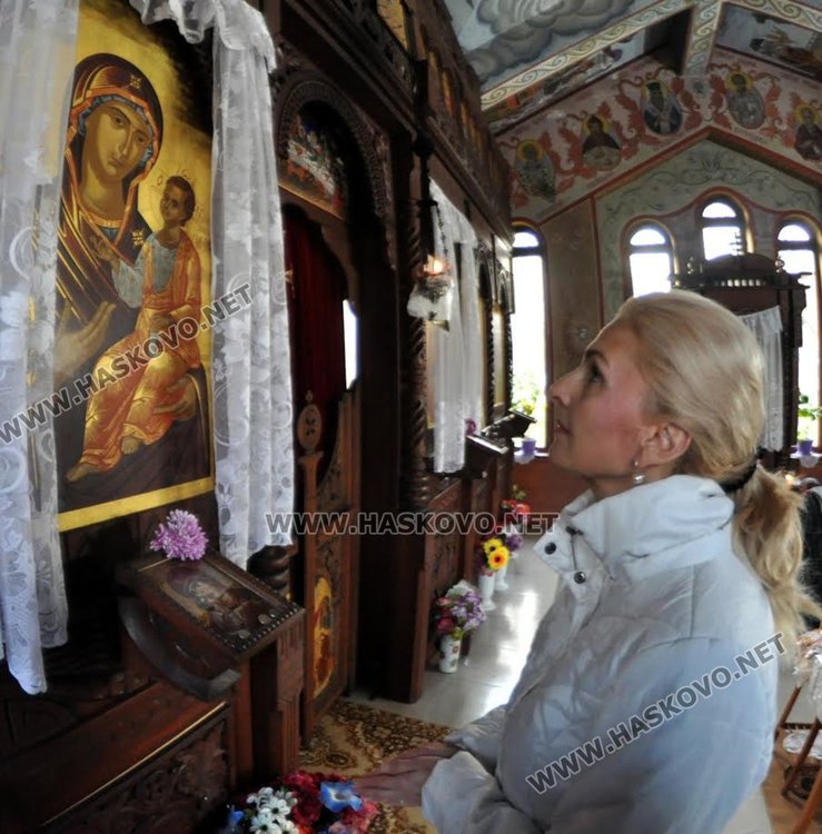 Почетоха Св.Екатерина с литургия в Димитровград