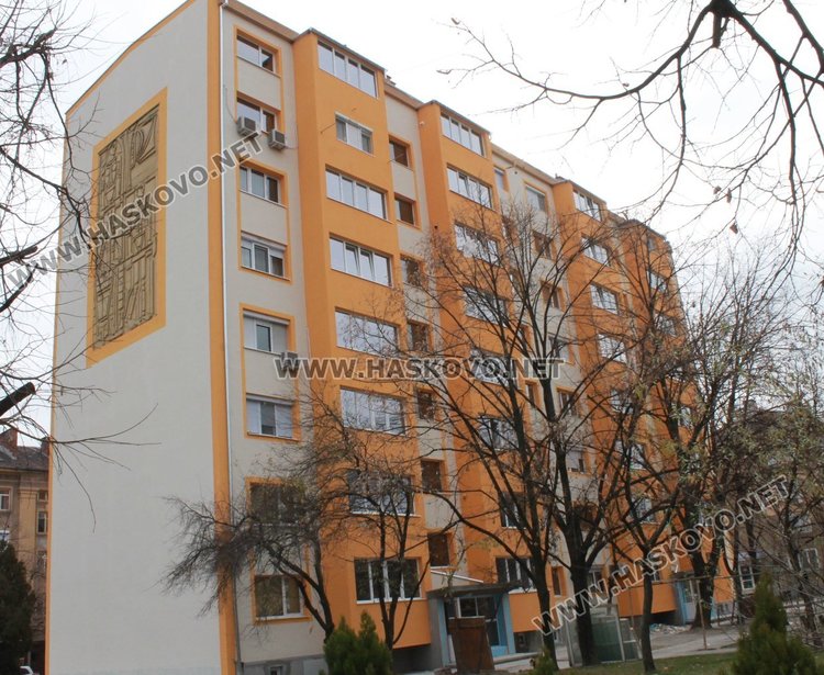 Какво се случва с програмата за саниране ще обсъжда димитровградският кмет на среща в София