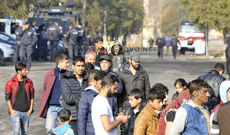Армията влезе в лагера в Харманли, чакат футболни агитки
