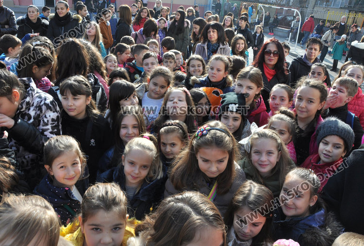 Валерия Стефанова с Климентова награда, 28 отличници с грамоти 