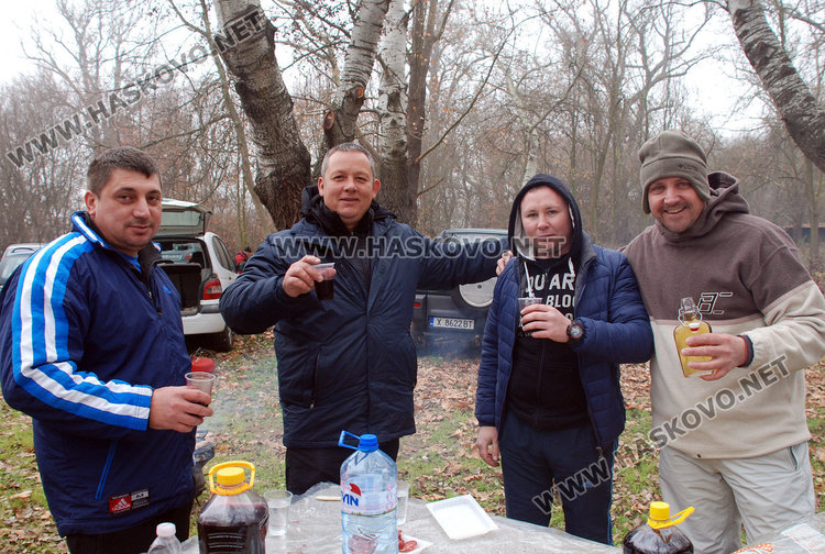 2 дни след бунта Харманли го удари на ядене и пиене, избра винар на годината