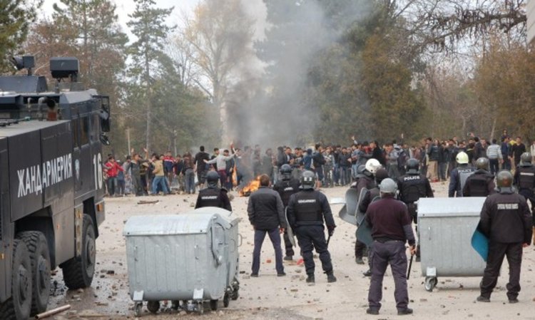 Афганистанецът, запалил знамето ни – неграмотен