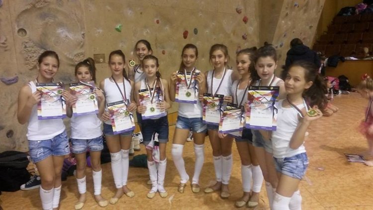 Гимнастички от Димитровград с медали от две състезания във Велико Търново