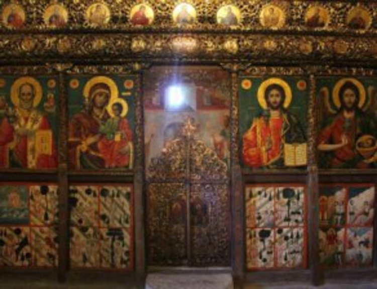 Църквата поиска ограничение на приема на бежанци