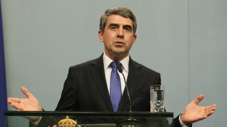 Плевнелиев убеждава да се направи правителство от този парламент