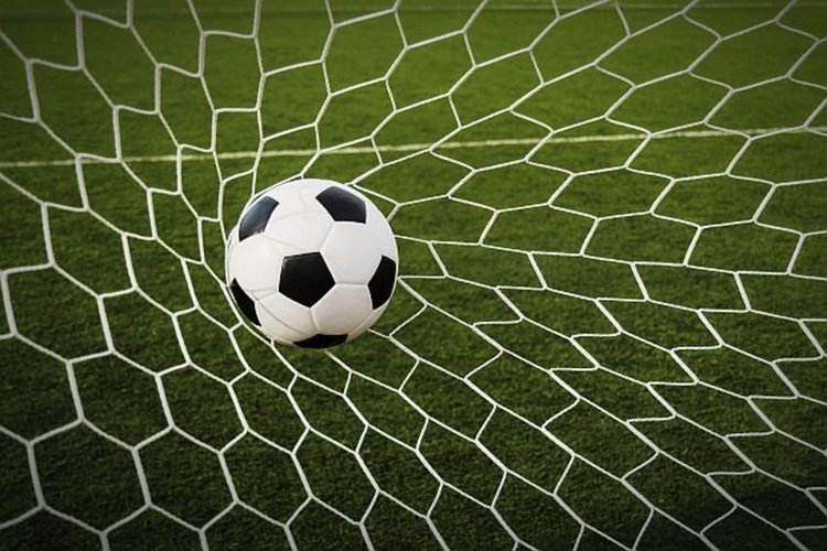 Коледният футболен турнир започва на 10 декември