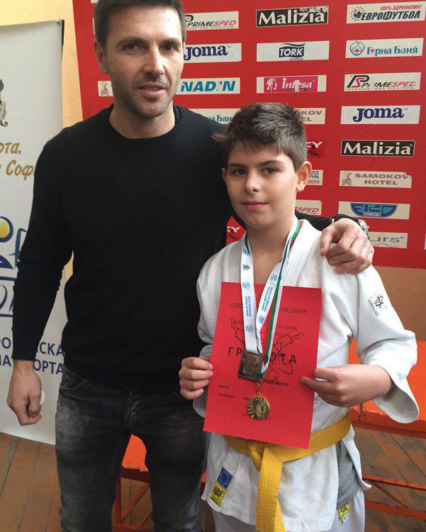 20 медала и 4 отборни купи за джудистите на Хасково на международен турнир