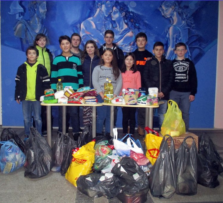 Силата на Доброто събра храни за нуждаещи се семейства