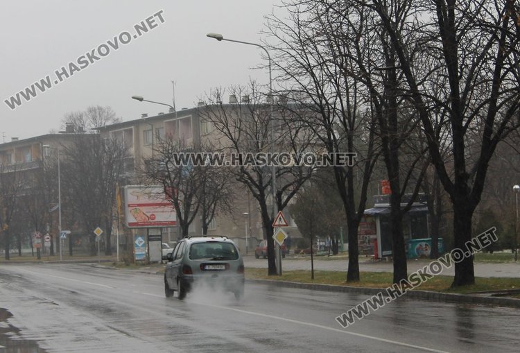 Забраняват паркирането по главните улици в Димитровград при снеговалеж
