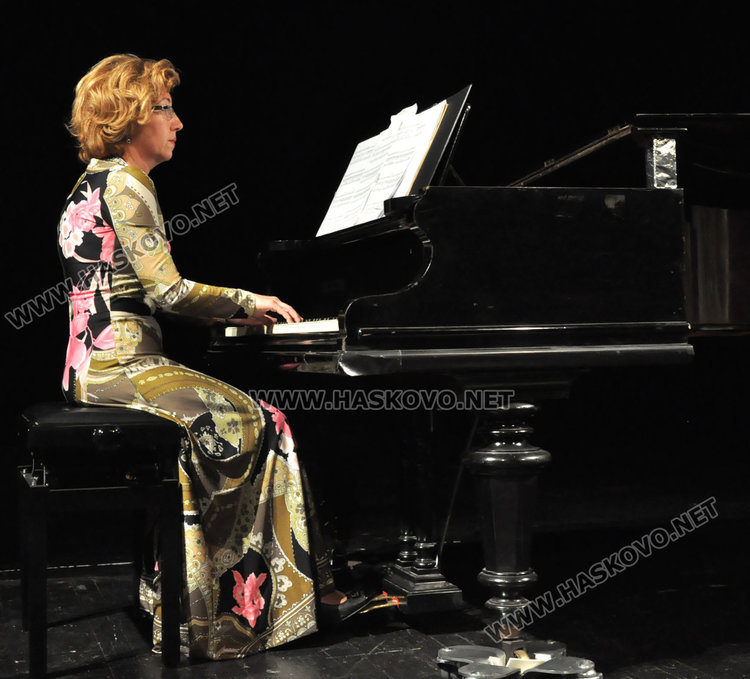 Ирен Капеловска: Никога няма да забравя, че съм тръгнала от Хасково