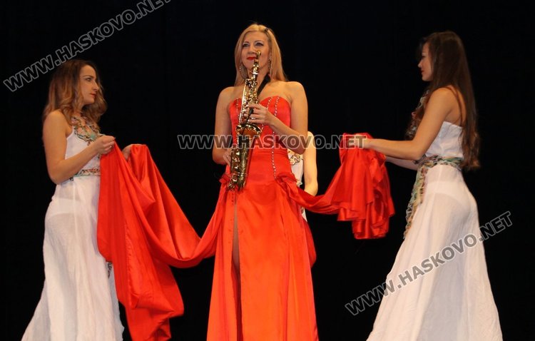 2 677 лв. бяха набрани в благотворителния концерт за довършване на манастира "Св.Мина"