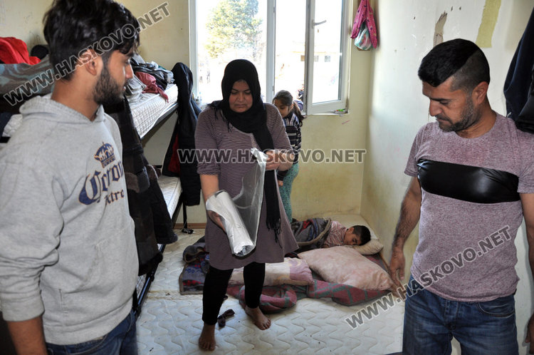 Още 20 агресивни мигранти изведени от лагера в Харманли