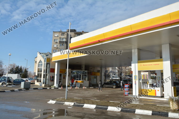 Акция: патрулка блокира Ауди А6 в „Орфей“  