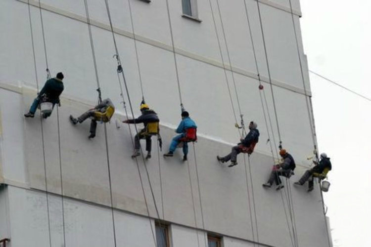 Осигурени са 1 млрд. лв. за изпълнение на Националната програма за саниране