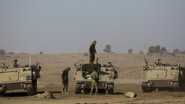 Израел бомбардира Сирия